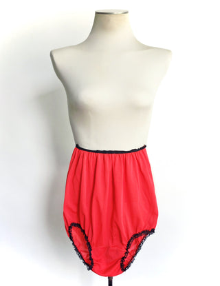 1960s Babydoll Nightie Set Red Lace