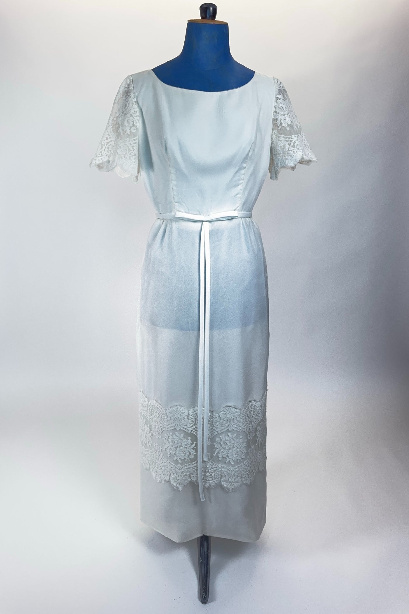 vintage 1960s wedding dress Bridal Ivory Ball Gown Von Mode Vintage Frontal Length Wedding Dress 1960 Ball Gown