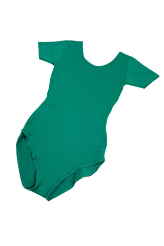 Vintage 1970s Mondor leotard in emerald green. Features a round neckline, short sleeves, and a full cut leg opening.