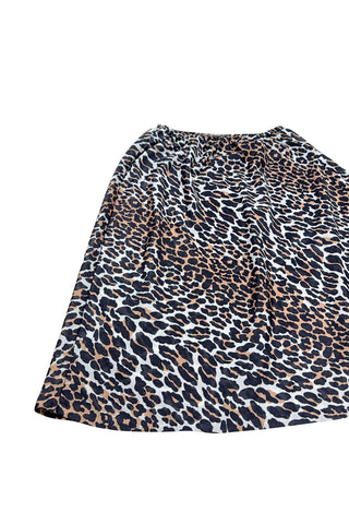Vintage 1960s half slip in a bold leopard print nylon.

The slip features an A-line silhouette and elasticized waist. The hem is rolled with a hidden stitch.

Wear as a slip peeking out from under your favourite skirt, or wear as a skirt of its own!