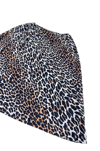 Vintage 1960s half slip in a bold leopard print nylon.

The slip features an A-line silhouette and elasticized waist. The hem is rolled with a hidden stitch.

Wear as a slip peeking out from under your favourite skirt, or wear as a skirt of its own!