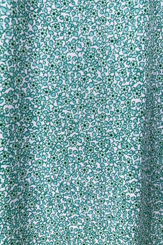 Vintage 1970s Long Nightgown Sleeveless Green Floral White Buttons - XL+