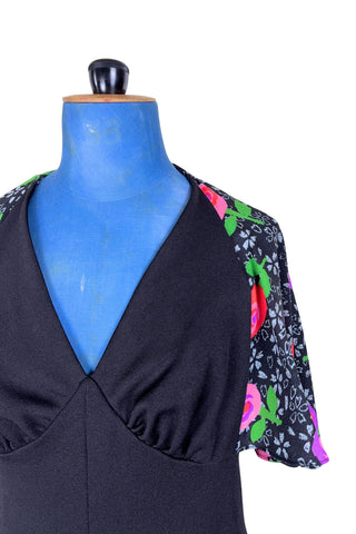Vintage 1970s Maxi Dress with Cape Floral Print Backless Dress - Small