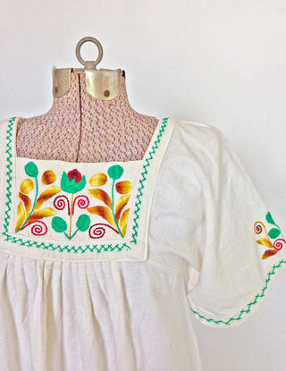 1960s Embroidered Folk Blouse Cotton